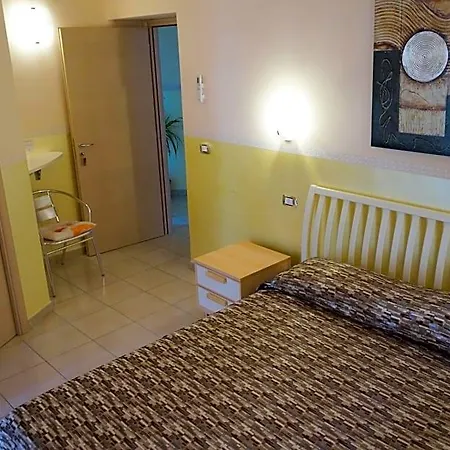 Lo Sparviero Bed & Breakfast