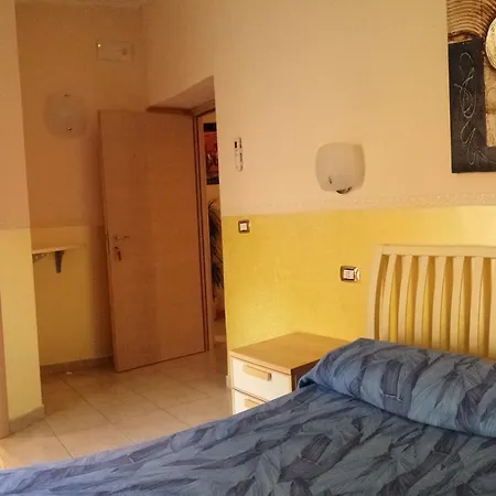Lo Sparviero Bed & Breakfast