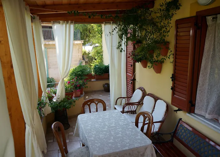 Lo Sparviero Frühstückspension