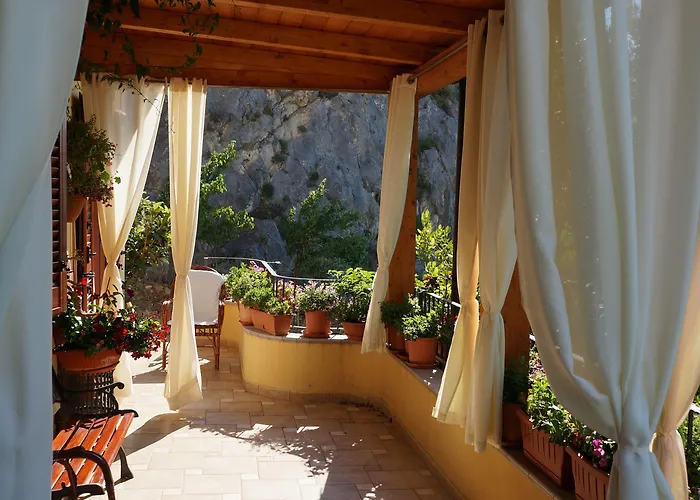 Frühstückspension Lo Sparviero Civita